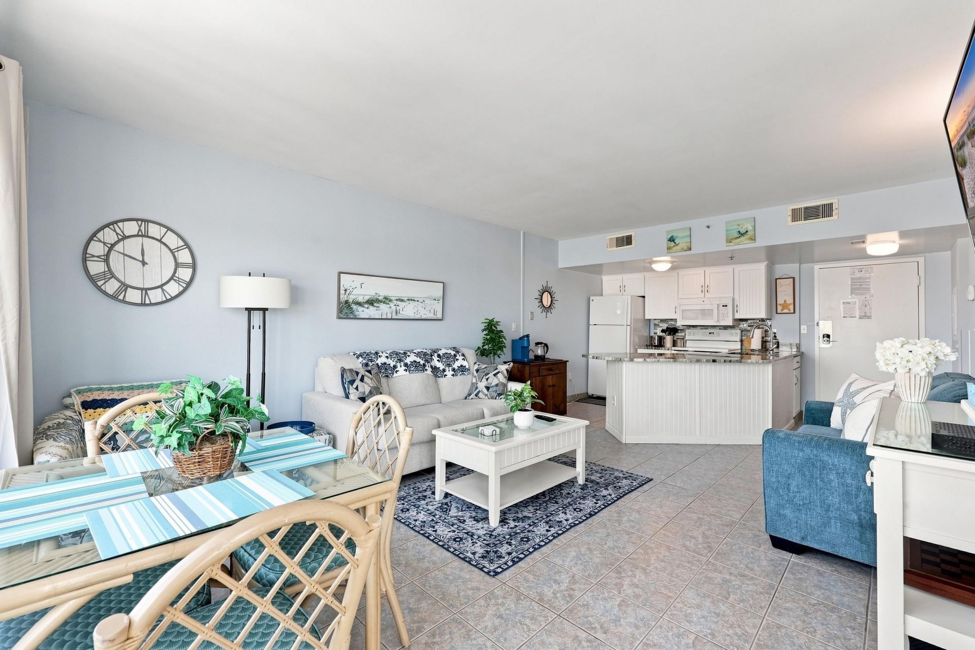 1605 S Ocean Blvd. Photo 5