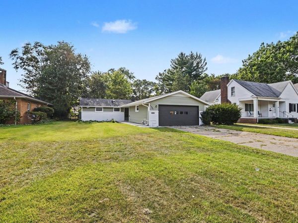 1741 Kessler Boulevard, South Bend, IN 46616