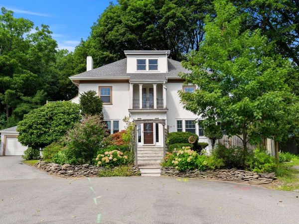 28 Preston Beach Road, Marblehead, MA 01945