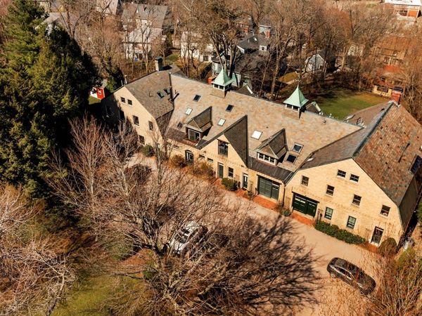 103 Bellevue St, Unit 4, Newton, MA 02458