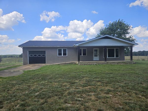 6305 State Route T , Birch Tree, MO 65438
