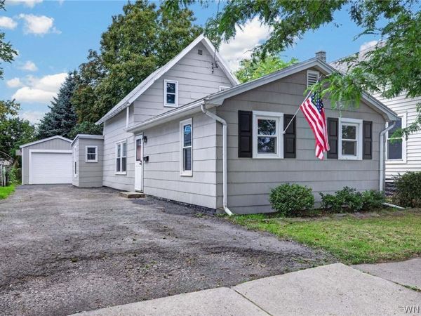 128 Lincoln Avenue , North Tonawanda, NY 14120