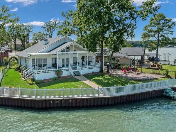 102 Shore Line Drive, Tool, TX 75143
