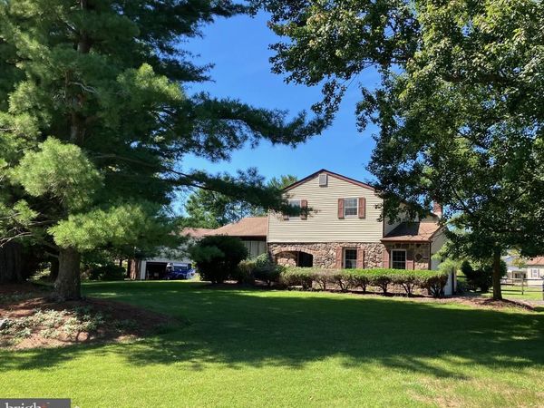 7 CARMELITA DRIVE, RICHBORO, PA 18954