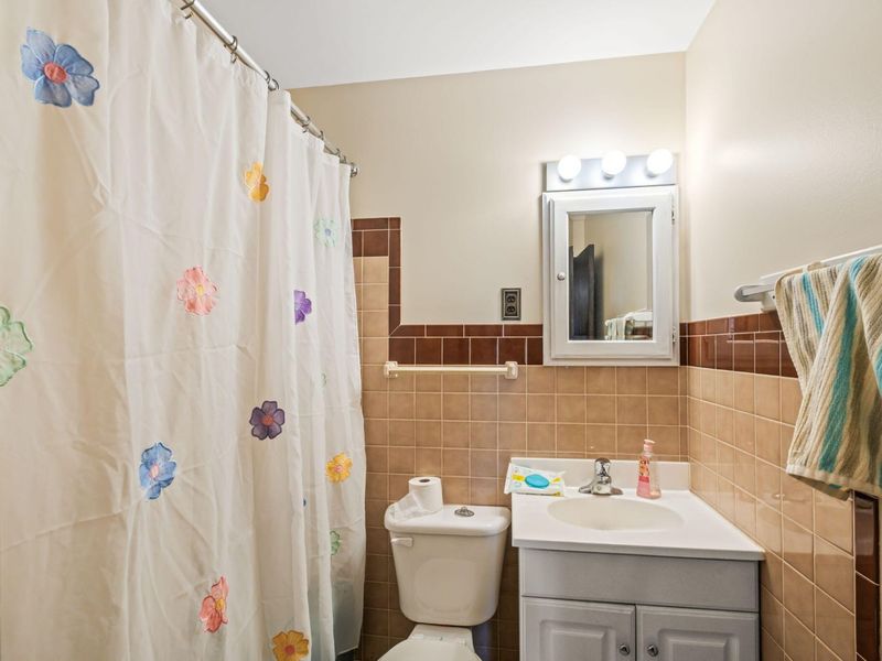 549 Forrest Lane, Troy, OH 45373 Photo 10
