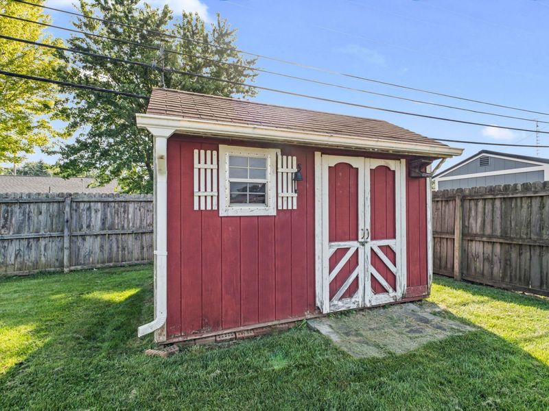 549 Forrest Lane, Troy, OH 45373 Photo 20