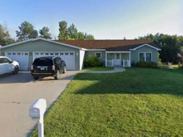 565 Pelican River Road , Detroit Lakes, MN 56501