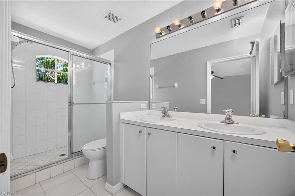 1338 Weeping Willow Ct, Cape Coral, FL 33909 Photo