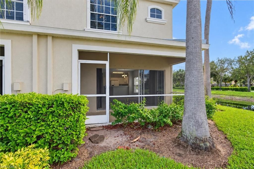 1338 Weeping Willow Ct, Cape Coral, FL 33909 Photo