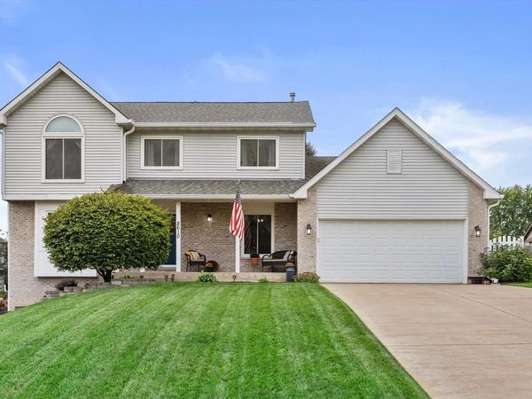 8610 221st AVENUE, Salem, WI 53168