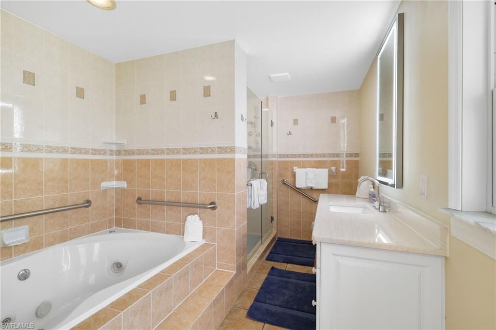 8246 Estero Blvd, Fort Myers Beach, FL 33931 Photo