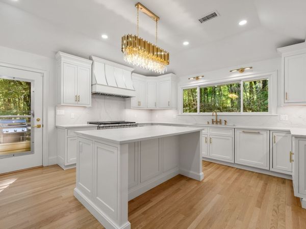 80 Doublet Hill Rd, Weston, MA 02493