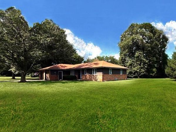 1106 E PEARL Drive , Mahomet, IL 61853