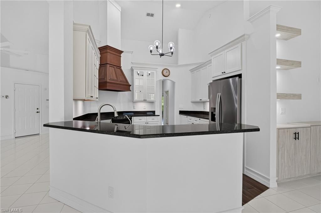 2126 E Crown Pt, Naples, FL 34112 Photo