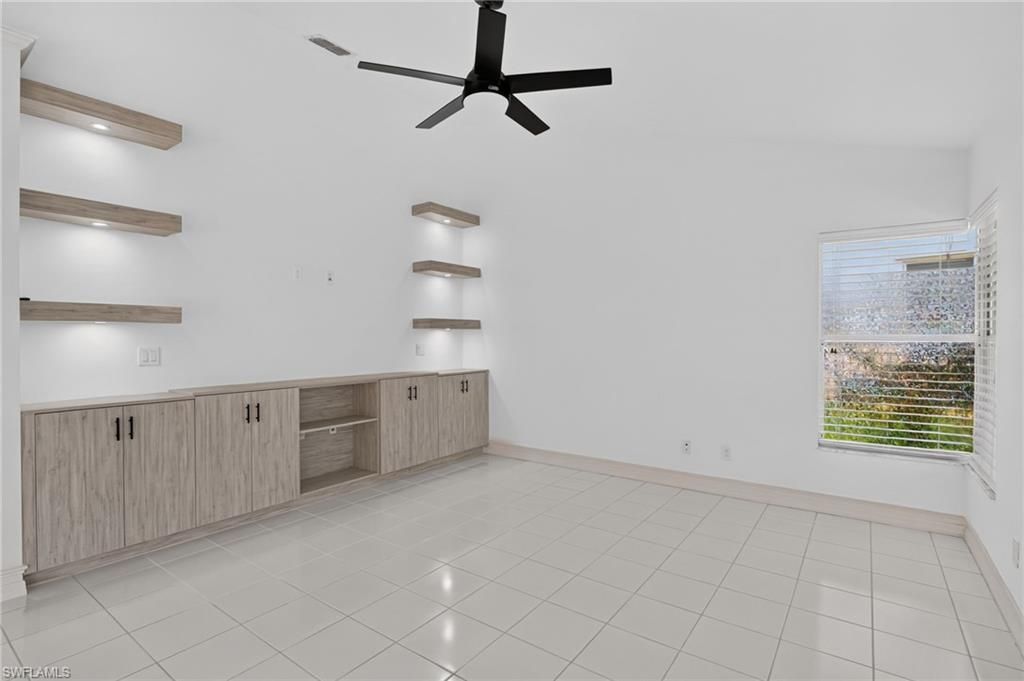 2126 E Crown Pt, Naples, FL 34112 Photo