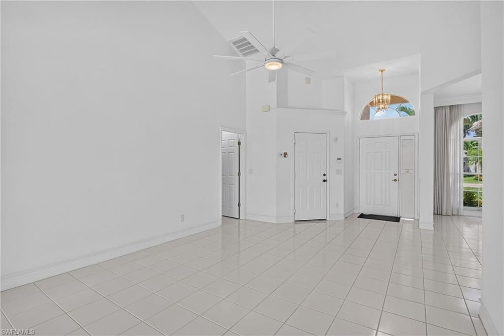 2126 E Crown Pt, Naples, FL 34112 Photo