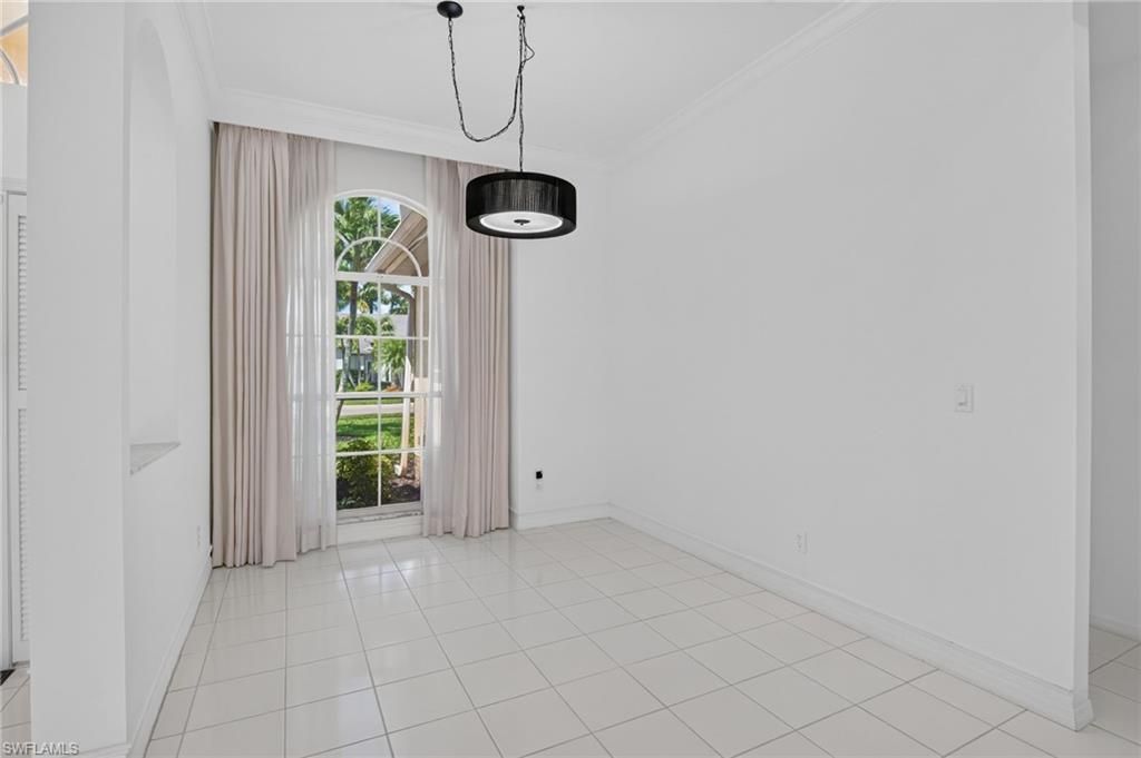 2126 E Crown Pt, Naples, FL 34112 Photo