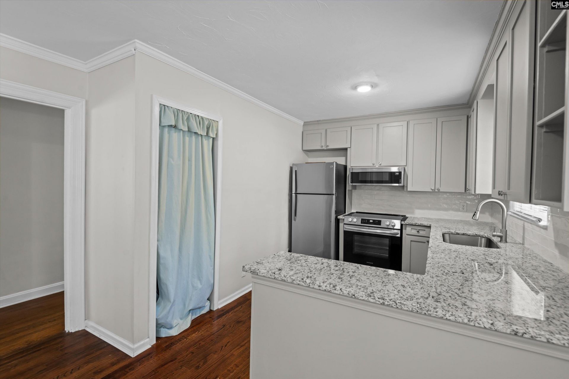 1734 Omarest Drive Photo 14