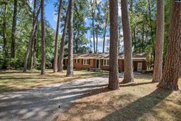 1734 Omarest Drive photo 4