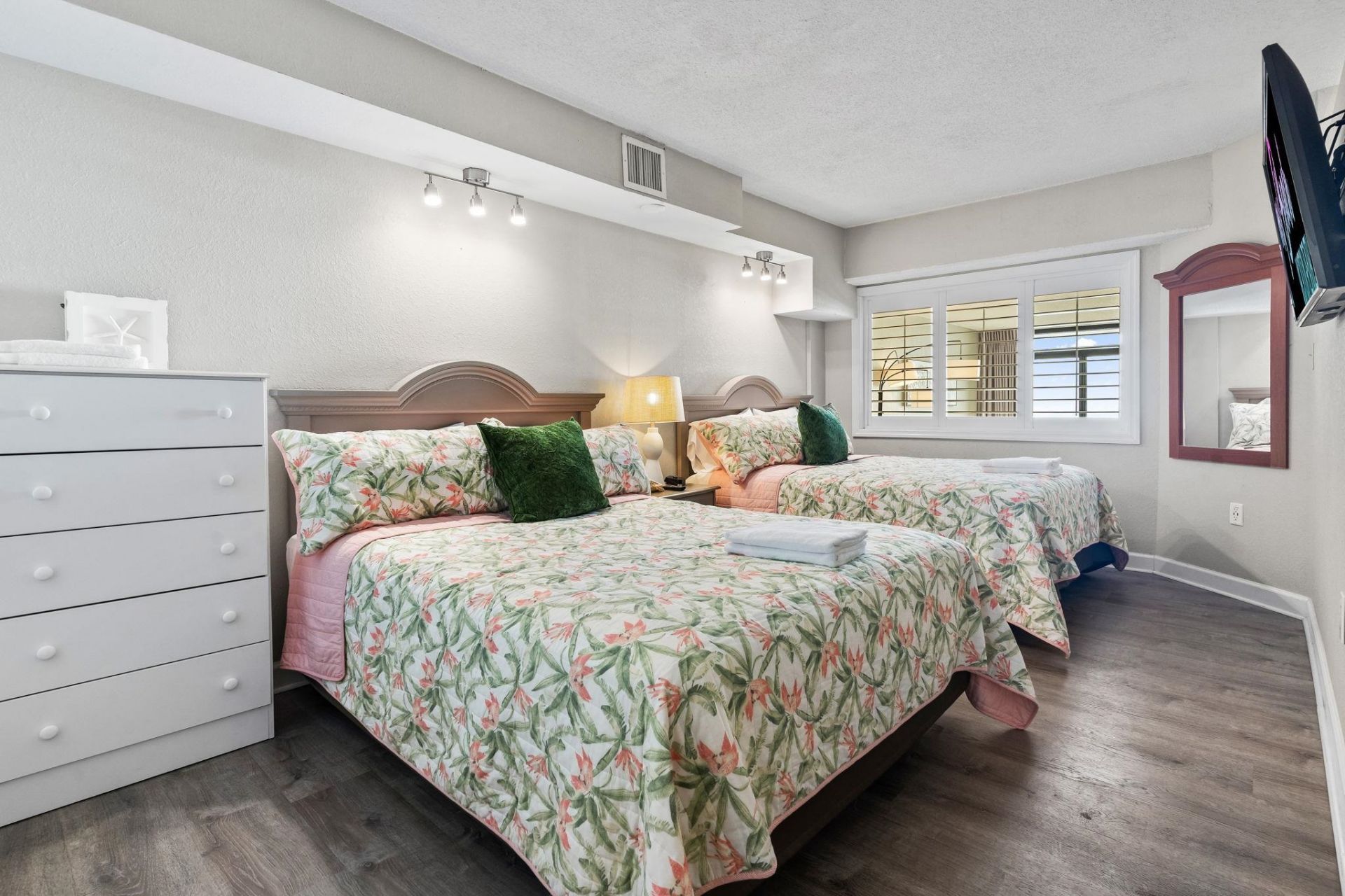 4800 South Ocean Blvd. Photo 20