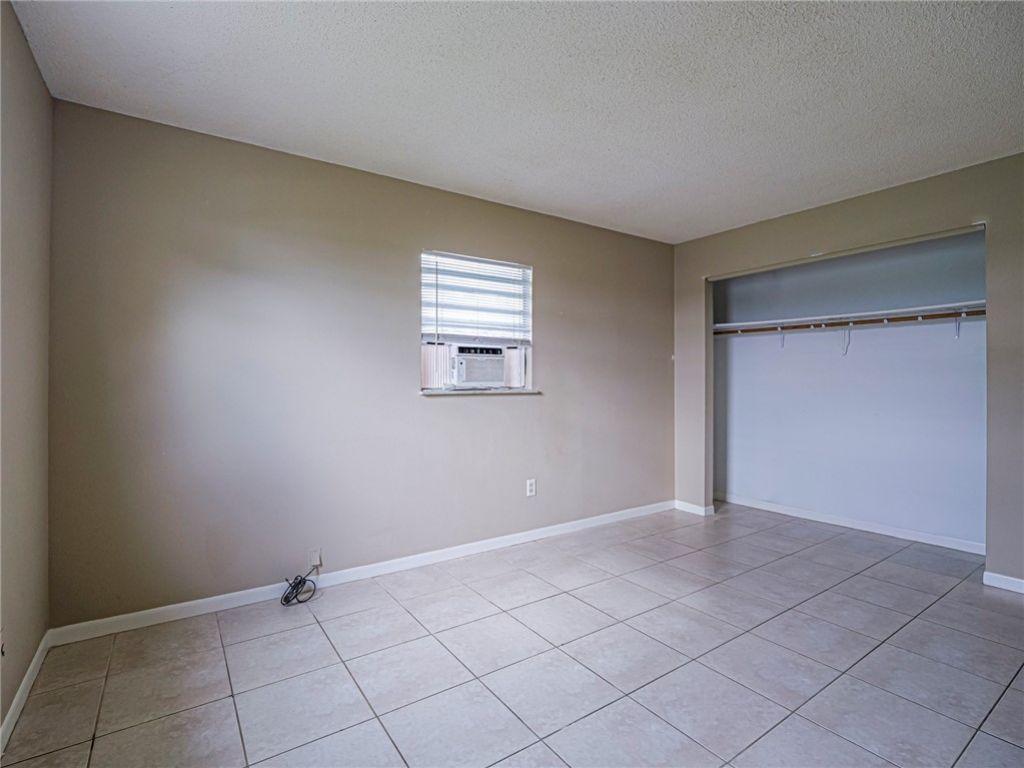 401 Lake Drive, Sebastian, FL 32958 Photo