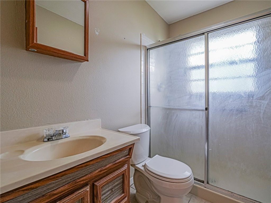 401 Lake Drive, Sebastian, FL 32958 Photo