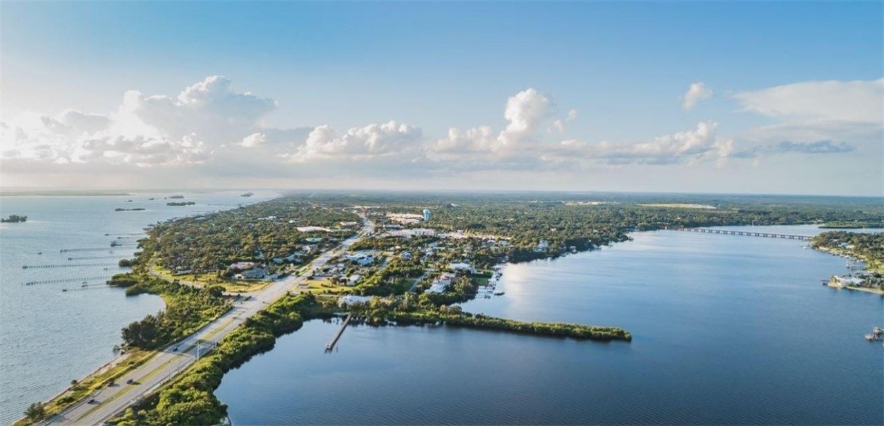 401 Lake Drive, Sebastian, FL 32958 Photo