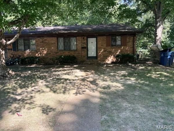15 Kings Court, Belleville, IL 62226