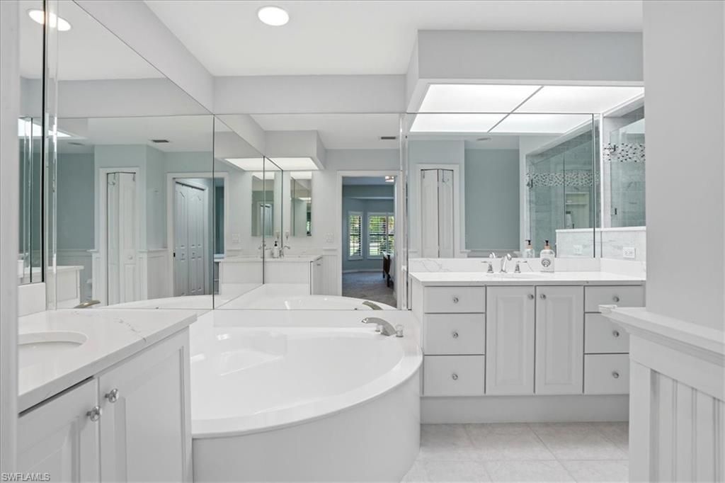 5735 Grande Reserve Way, Unit 402, Naples, FL 34110 Photo