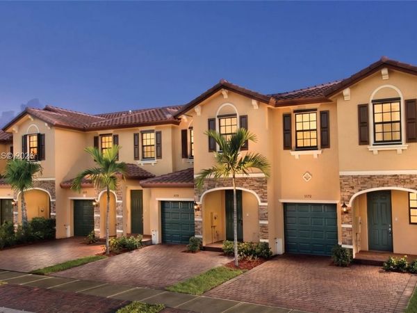 175 SE 34th Ave, Homestead, FL 33033