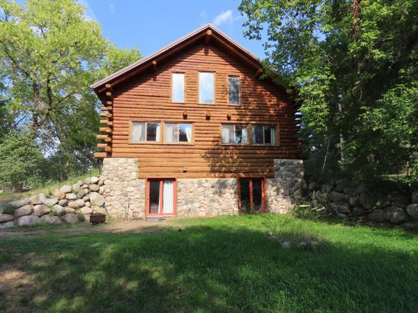 910 Pine Street , Park Rapids, MN 56470