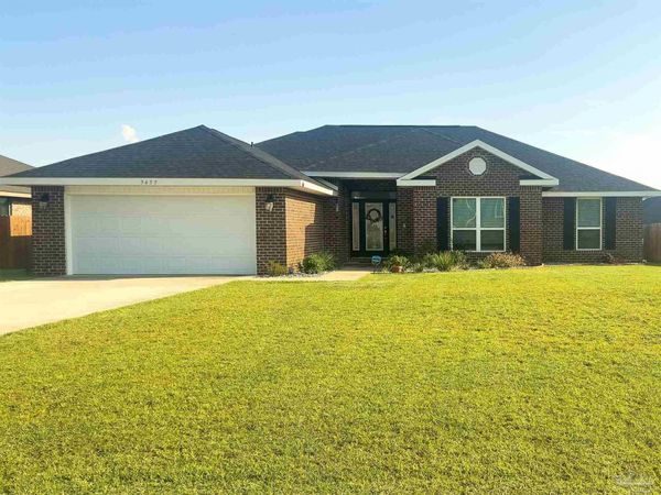 5655 Fawcett St, Milton, FL 32570