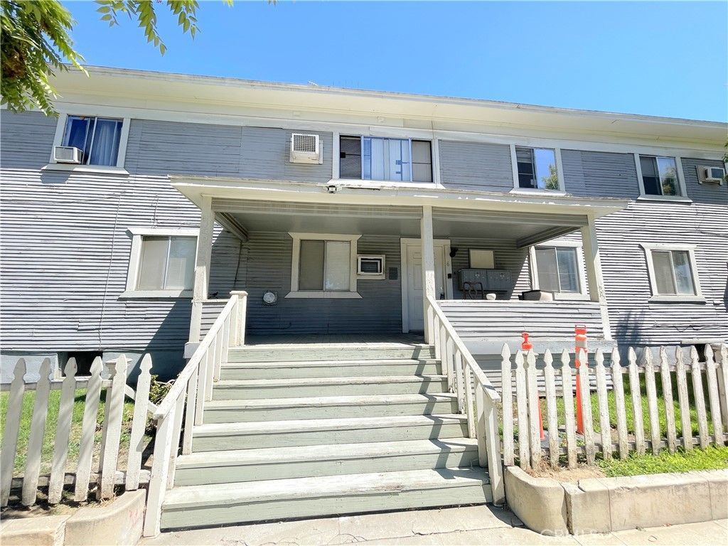 3390 Lime Street, Unit 2, Riverside, CA 92501 Main Photo