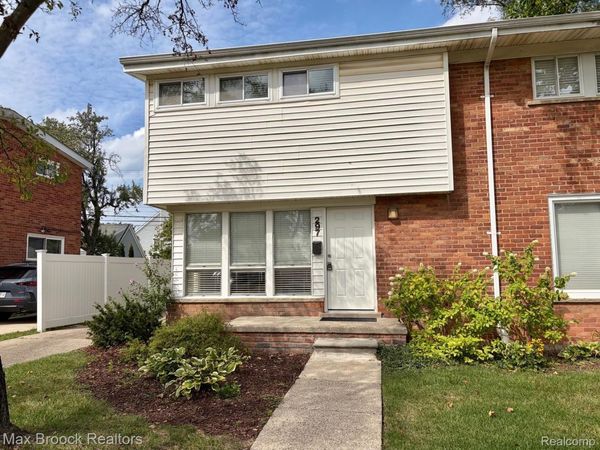 297 E 14 Mile Road, Birmingham, Mi 48009