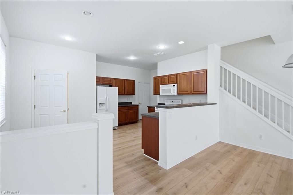 8381 Village Edge Cir, Fort Myers, FL 33919 Photo