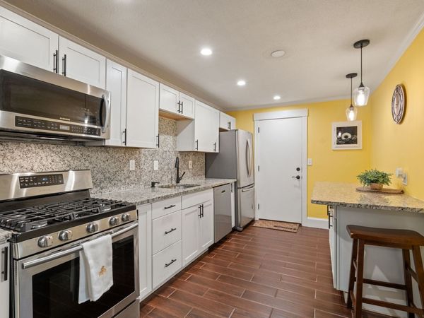645 W Lowell Ave, Unit 4, Haverhill, MA 01832
