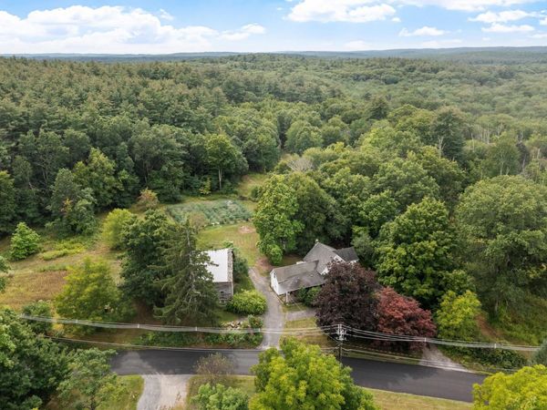 276 Middle Rd, Boxborough, MA 01719