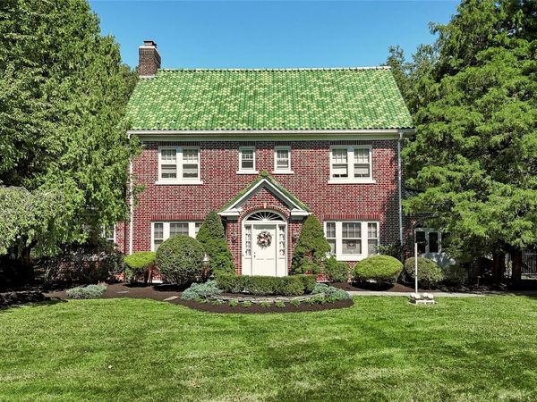 20 Demarest Avenue , West Nyack, NY 10994