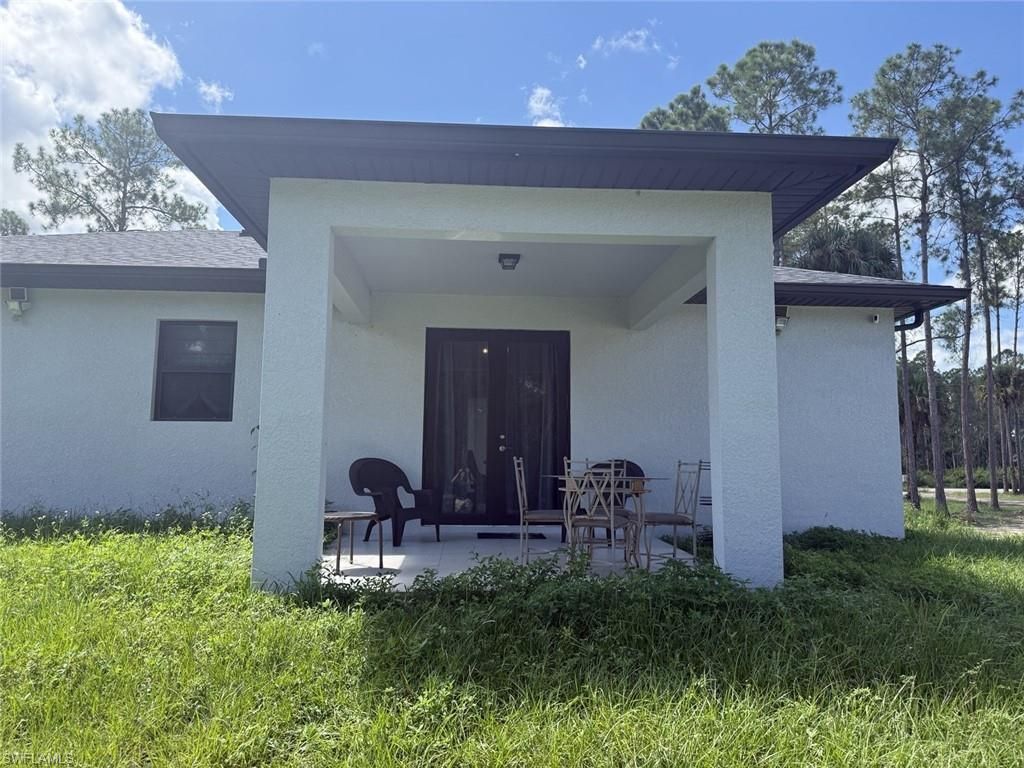 2065 18th Ave Ne, Naples, FL 34120 Photo