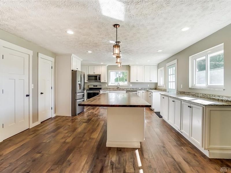 640 Deptford Avenue, Washington Township, OH 45429 Photo 11
