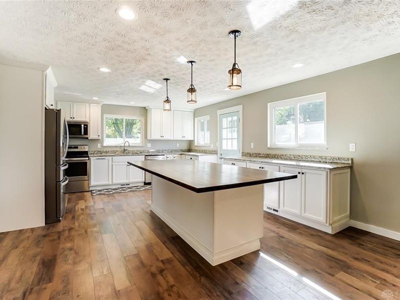 640 Deptford Avenue, Washington Township, OH 45429 Photo 12