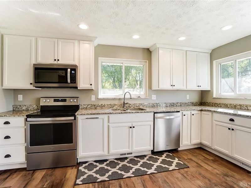 640 Deptford Avenue, Washington Township, OH 45429 Photo 13