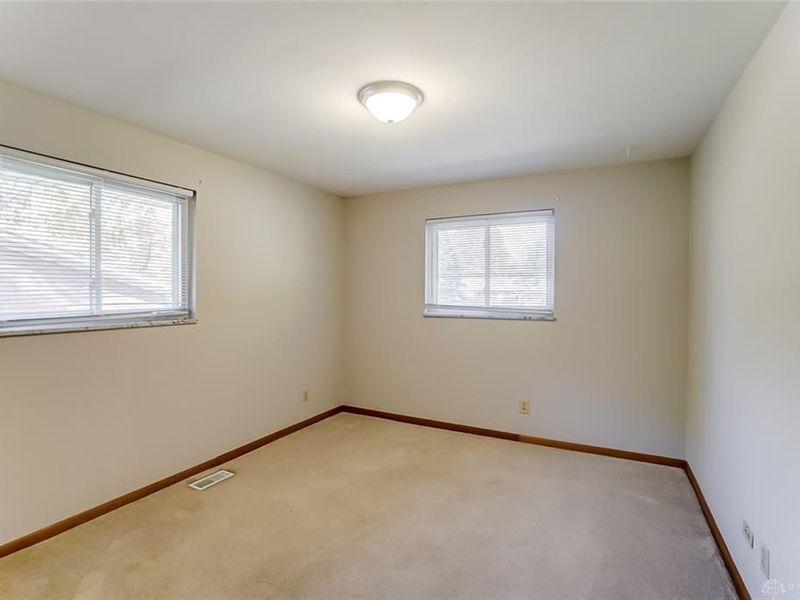 640 Deptford Avenue, Washington Township, OH 45429 Photo 27