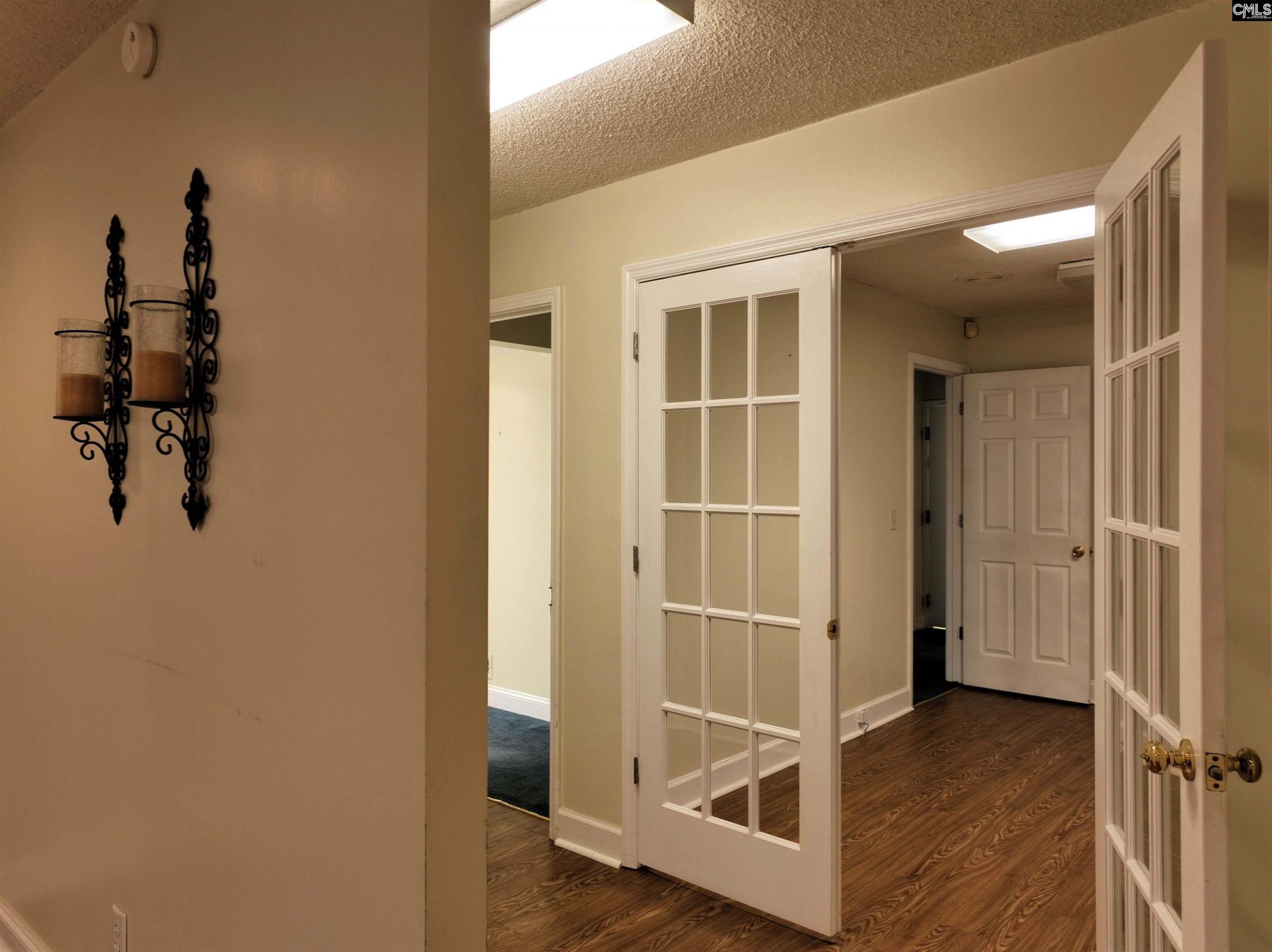 1118 Greenlawn Drive  Photo 11