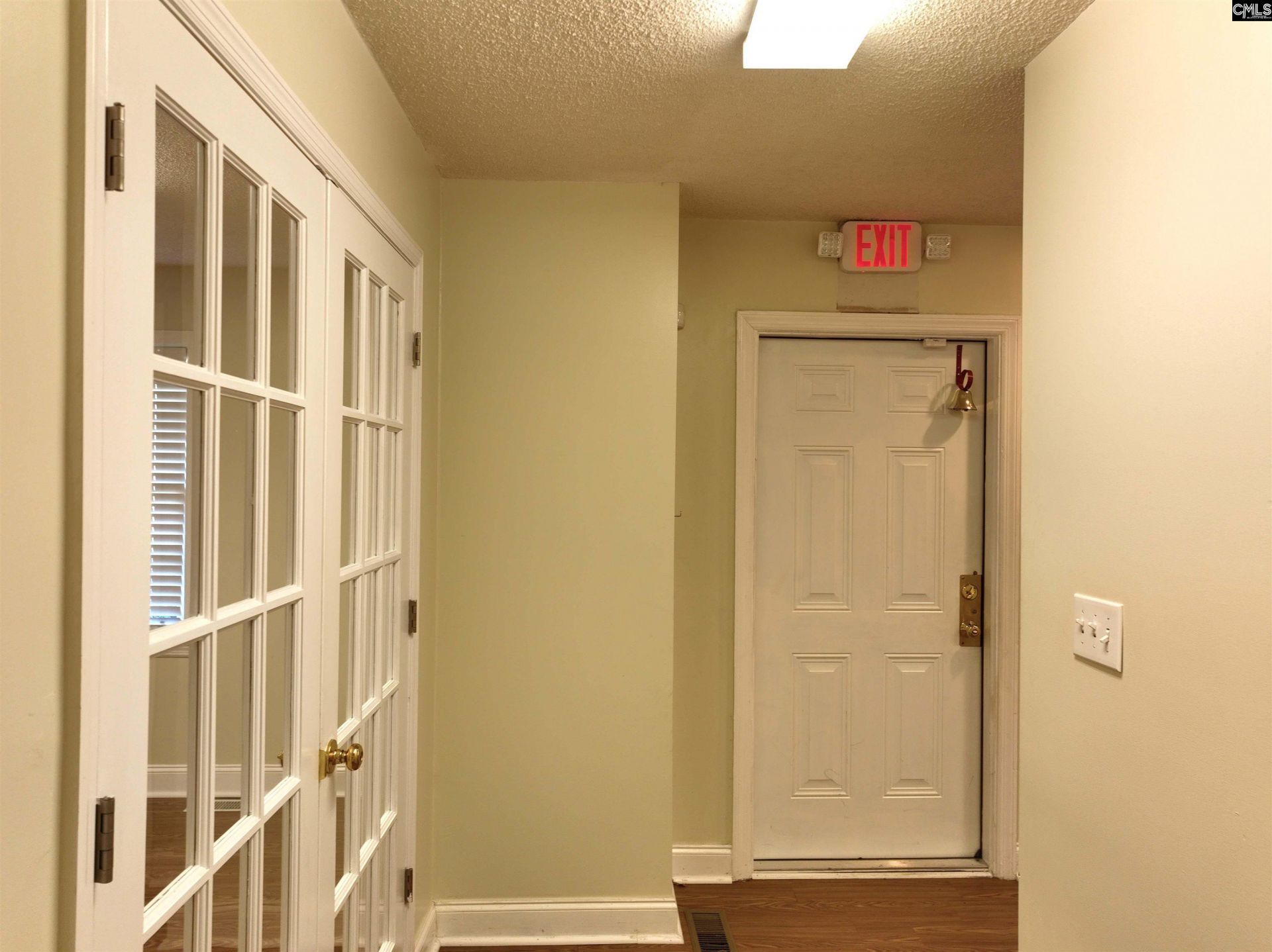 1118 Greenlawn Drive  Photo 6