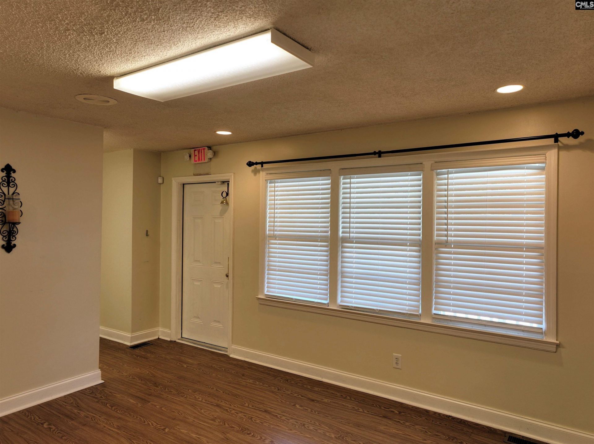 1118 Greenlawn Drive  Photo 9