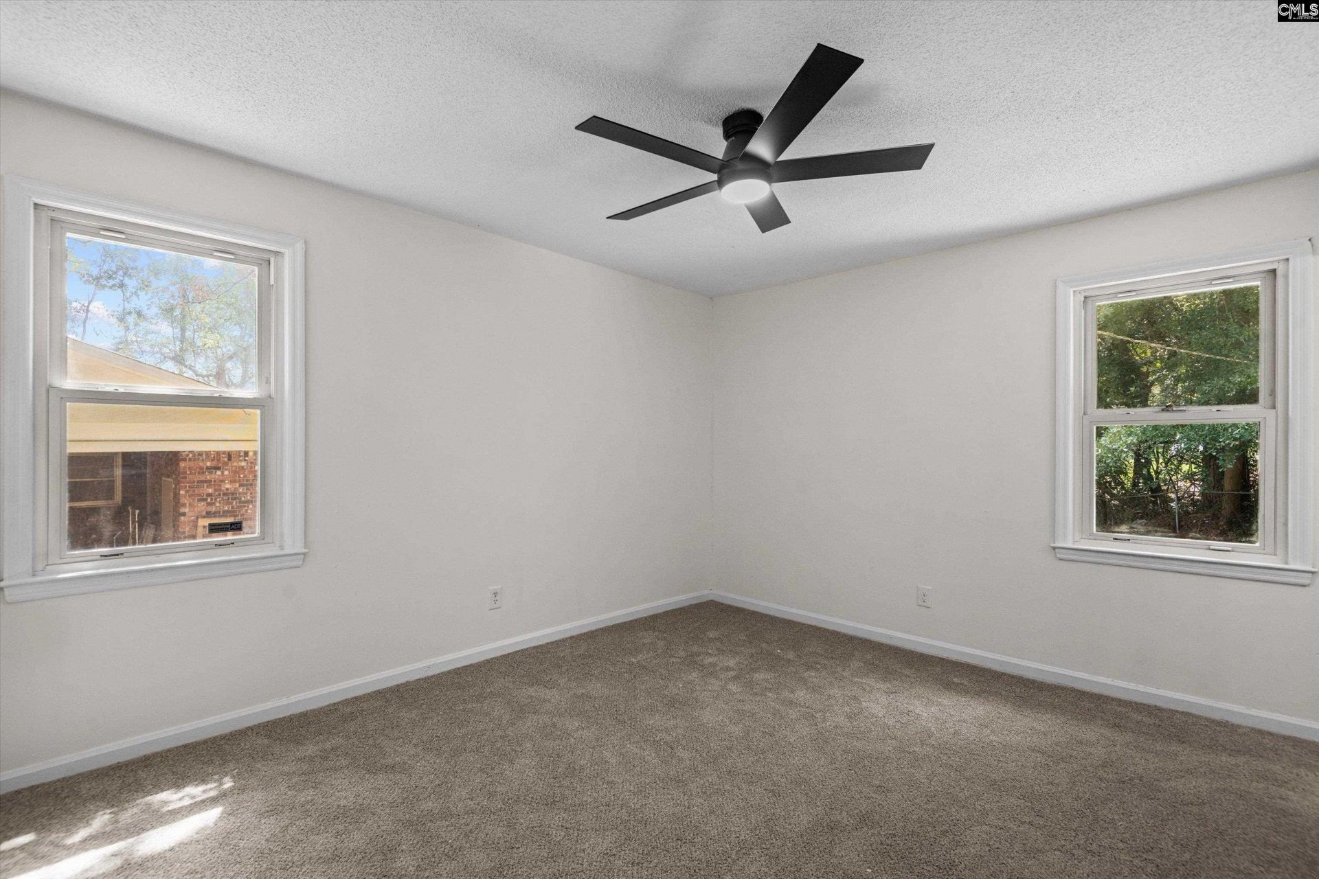 1817 E Boundary Road  Photo 12