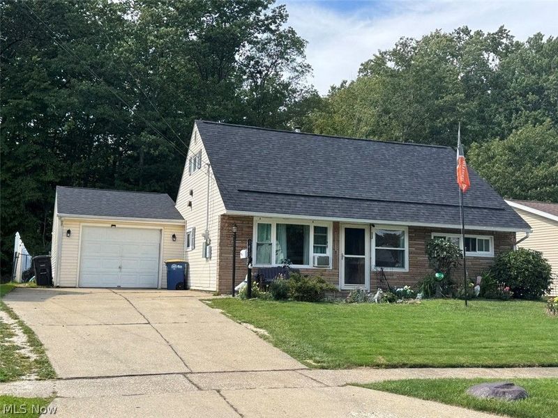 1415 Eleanor Drive, Ashtabula, OH 44004 Photo 2