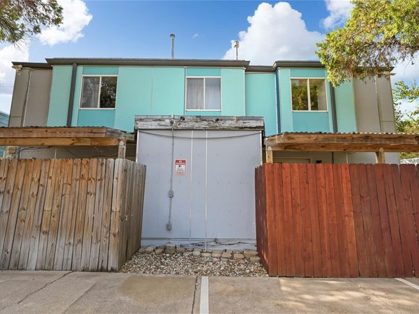 2806 Skyway CIR, Unit 101, Austin, TX 78704