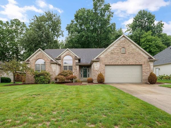 3333 Quail Hollow Drive, Lambertville, MI 48144